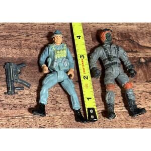 Two Chap Mei 1:18 Scale Military Action Figures Pilot w Orange Helmet & Soldier